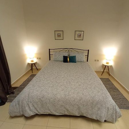 Aggeliki'S Guest House นาฟปลิโอ ภายนอก รูปภาพ