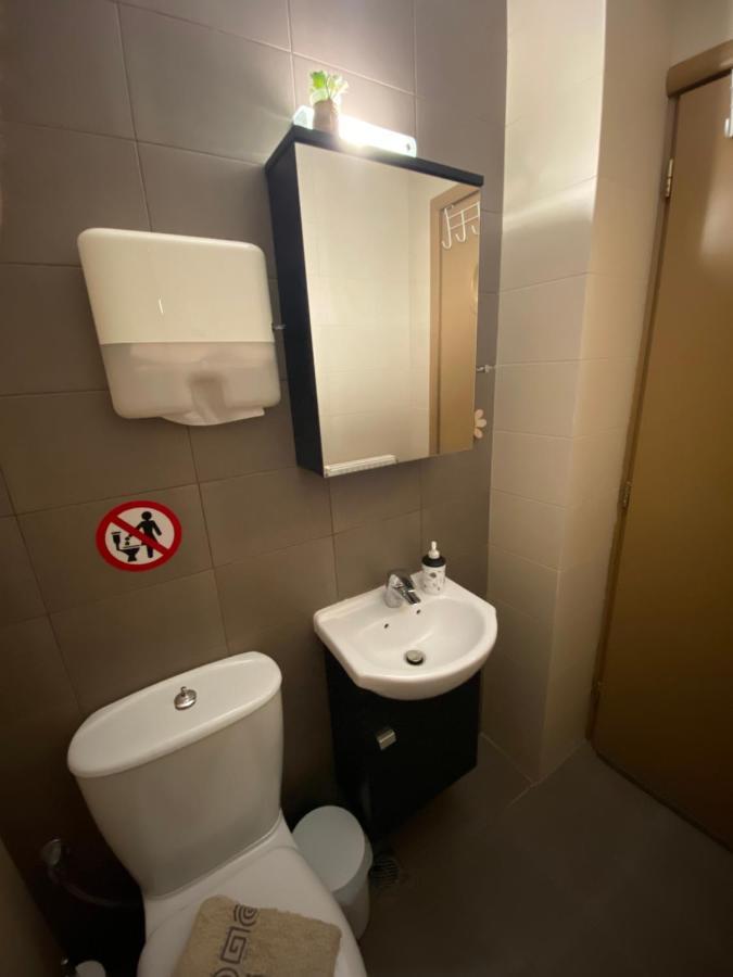Aggeliki'S Guest House นาฟปลิโอ ภายนอก รูปภาพ