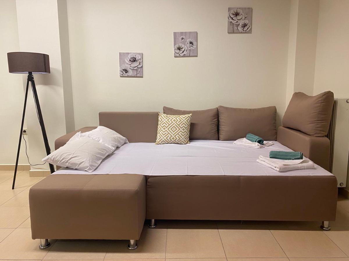 Aggeliki'S Guest House นาฟปลิโอ ภายนอก รูปภาพ