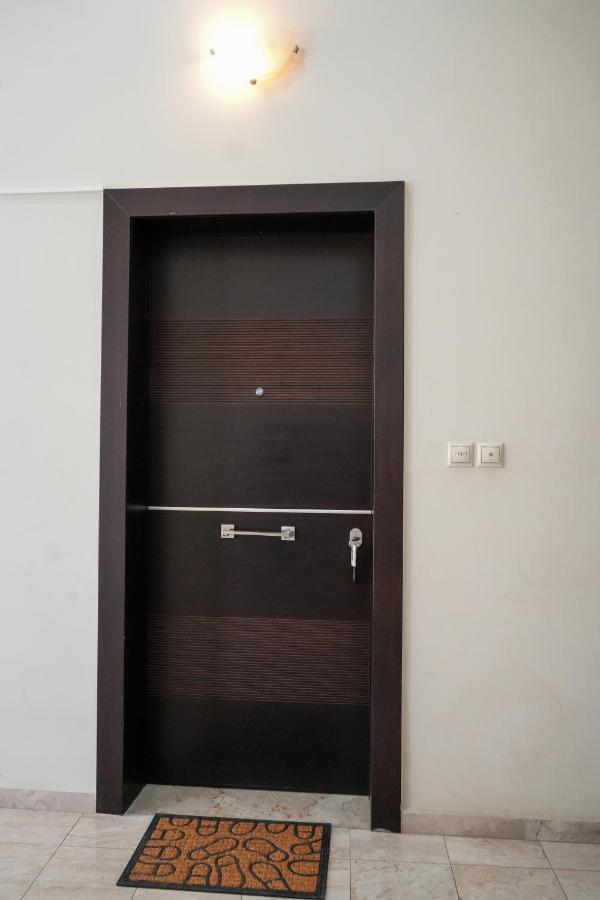 Aggeliki'S Guest House นาฟปลิโอ ภายนอก รูปภาพ